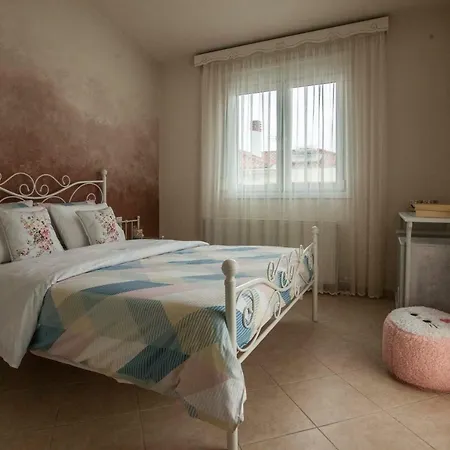 Dina's House Βόλος