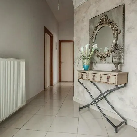 Dina's House Volos