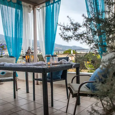 Villa Dina's House *