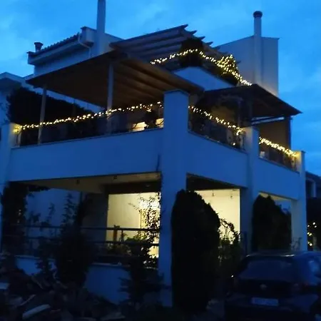 Dina's House Villa
